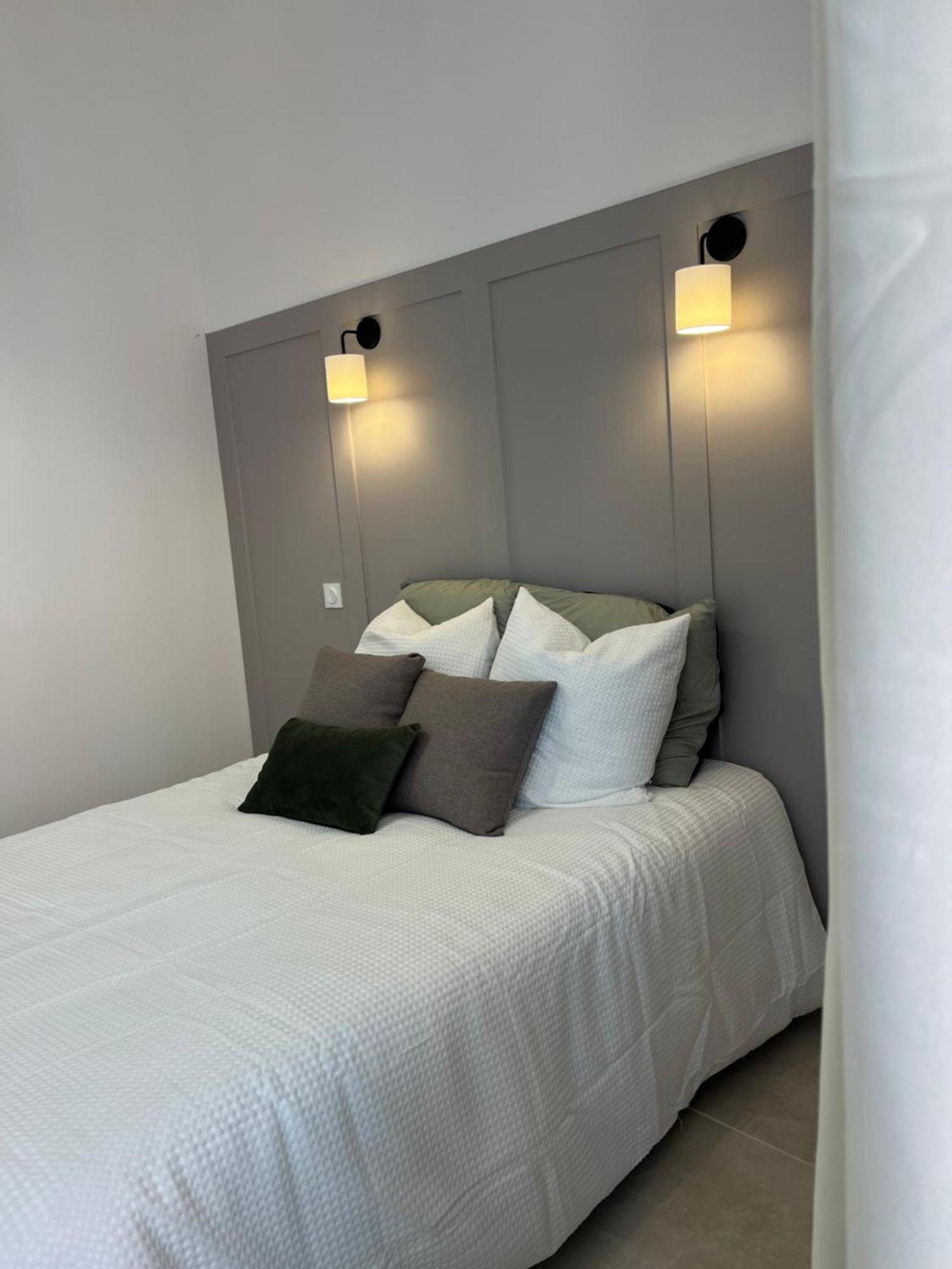 Апартаменты Duplex Raffine, Elegant & Climatise - La Mezz Ним Экстерьер фото