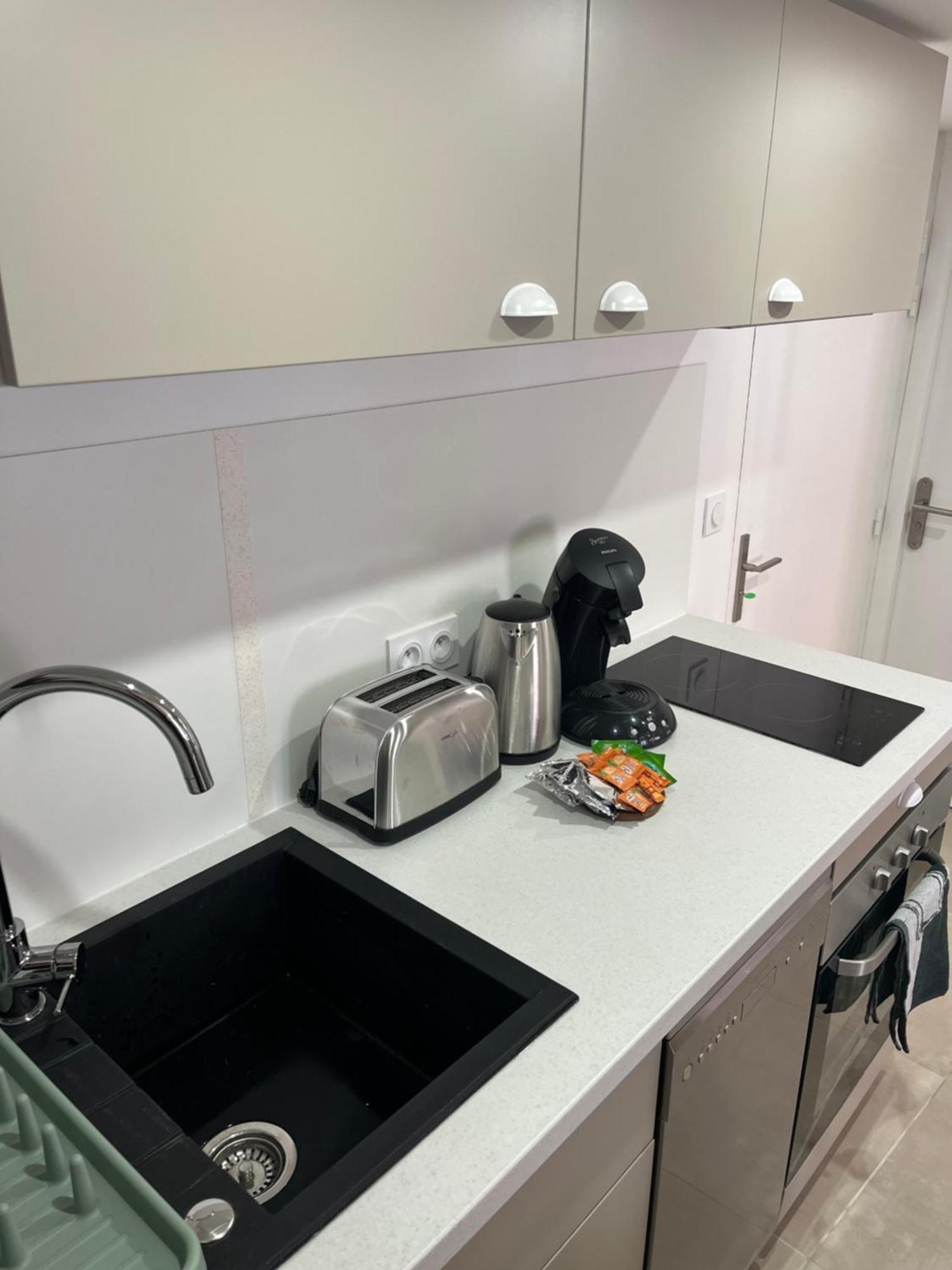 Апартаменты Duplex Raffine, Elegant & Climatise - La Mezz Ним Экстерьер фото